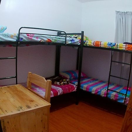 Sofia Bellevue Condominium Quezon City Buitenkant foto