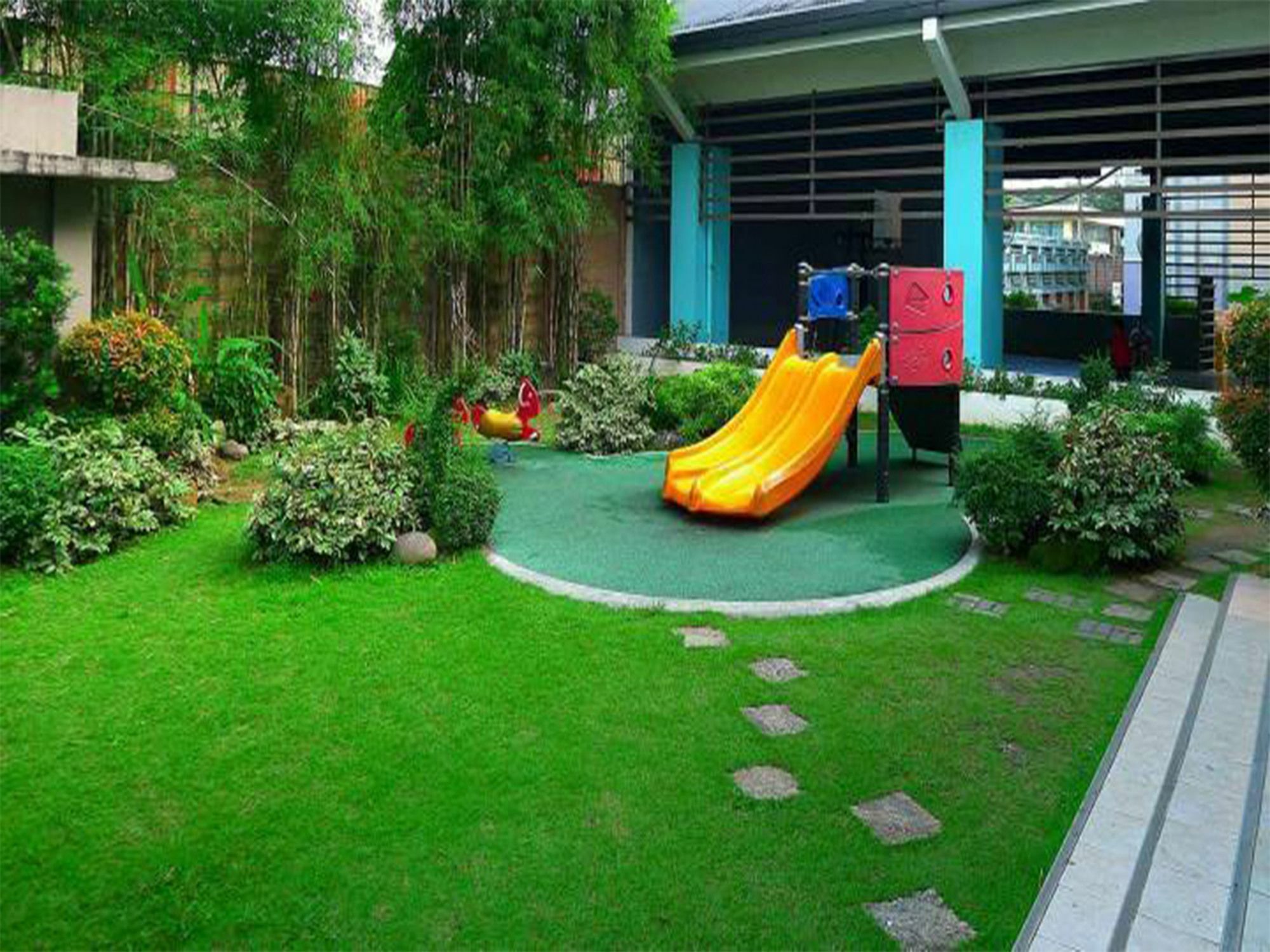 Sofia Bellevue Condominium Quezon City Buitenkant foto